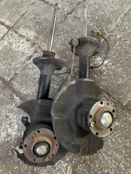 BMW M5 E34 struts front complete with wheelhubs S38B36